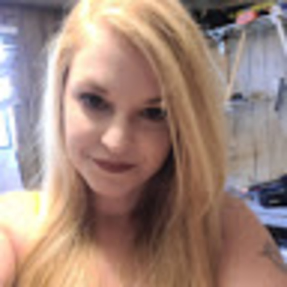 Meet your Posher, Rebecca - Picture 1 of 1